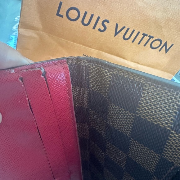Louis Vuitton Wallet - Picture 12 of 12